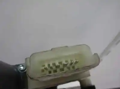 Second-hand car spare part driver left window regulator for peugeot 308 active oem iam references   2017