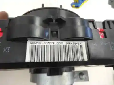 Pezzo di ricambio per auto di seconda mano comando multifunzione per citroen c3 picasso 1.4 16v riferimenti oem iam 9664396xt  2009