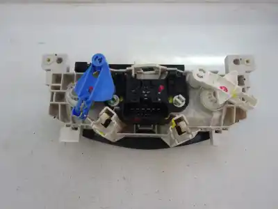 Second-hand car spare part heating / air conditioning control panel for dacia sandero 1.5 dci diesel fap cat oem iam references   2012