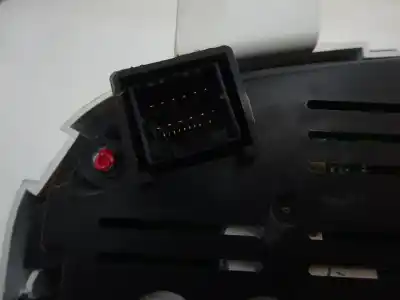 Peça sobressalente para automóvel em segunda mão quadrante por kia ceed 1.4 cat referências oem iam   2010