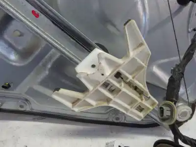 Second-hand car spare part rear right window regulator for kia ceed 1.4 cat oem iam references   2010