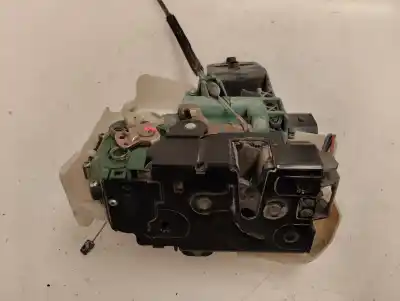 Peça sobressalente para automóvel em segunda mão fechadura da porta dianteira esquerda por volkswagen passat berlina (3b3) 1.9 tdi referências oem iam 