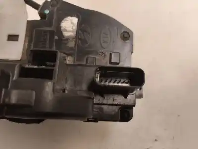 Second-hand car spare part left front door lock for kia ceed 1.6 cat oem iam references   2009