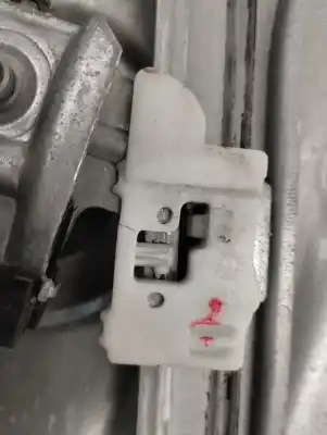 Second-hand car spare part passenger side right window regulator for kia ceed 1.6 cat oem iam references   2009