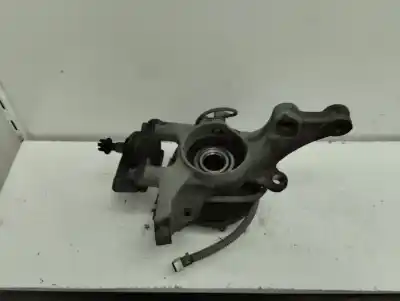 Pezzo di ricambio per auto di seconda mano attacco anteriore destro per kia ceed 1.6 cat riferimenti oem iam   2009