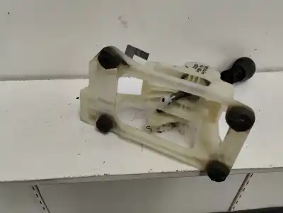 Pezzo di ricambio per auto di seconda mano leva del cambio per kia ceed 1.6 cat riferimenti oem iam   2009
