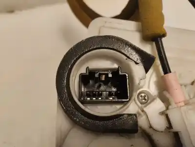 Second-hand car spare part left front door lock for mazda 2 lim. (de) 1.4 diesel cat oem iam references   2009