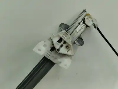 Second-hand car spare part driver left window regulator for mazda 2 lim. (de) 1.4 diesel cat oem iam references   2009