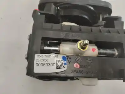 Pezzo di ricambio per auto di seconda mano leva del cambio per jaguar x-type 3.0 v6 executive riferimenti oem iam 1x43-7k004-ae  2006