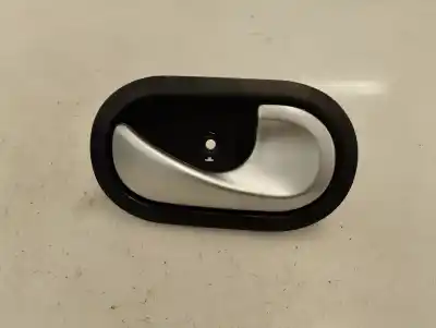 Pezzo di ricambio per auto di seconda mano maniglia interna anteriore destra per renault clio iii expression riferimenti oem iam 