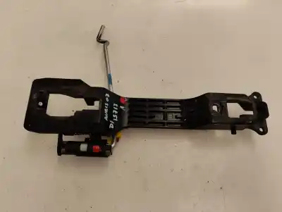 Second-hand car spare part exterior left front door handle for toyota auris 1.4 16v cat oem iam references 