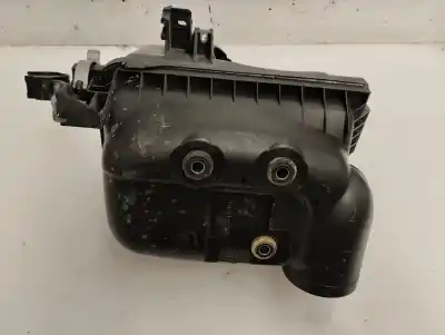 Second-hand car spare part air filter for toyota auris 1.4 16v cat oem iam references 