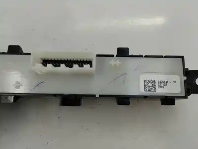 Piesă de schimb auto la mâna a doua avertizare pentru dacia sandero stepway essential referințe oem iam   2022