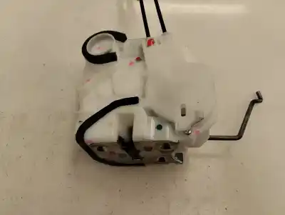 Piesă de schimb auto la mâna a doua încuietoare ușa fațã stânga pentru mitsubishi space star (a00) kaiteki referințe oem iam 