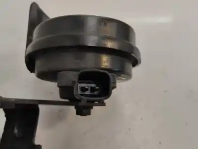 Pezzo di ricambio per auto di seconda mano corno per kia carens ( ) drive riferimenti oem iam   2015