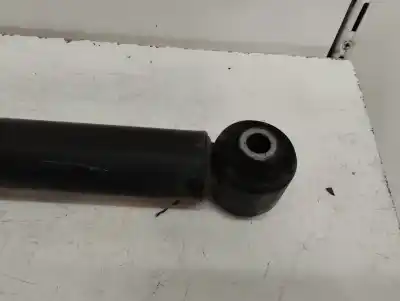 Second-hand car spare part right rear shock absorber for kia carens ( ) drive oem iam references   2015