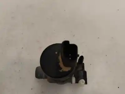 Second-hand car spare part washer pump for dacia duster motor 1.5 ltr. - 80 kw dci diesel fap cat oem iam references   2016