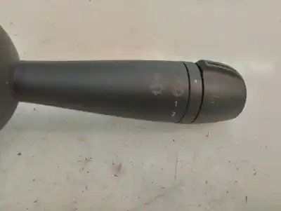 Pièce détachée automobile d'occasion commande d'essuie glace pour dacia duster motor 1.5 ltr. - 80 kw dci diesel fap cat références oem iam   2016