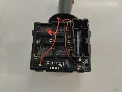 Pièce détachée automobile d'occasion commande d'essuie glace pour dacia duster motor 1.5 ltr. - 80 kw dci diesel fap cat références oem iam   2016