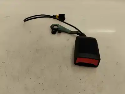 Second-hand car spare part central rear seat belt for citroen c4 picasso 1.6 hdi fap oem iam references   2012