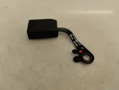 Second-hand car spare part central rear seat belt for citroen c4 picasso 1.6 hdi fap oem iam references 