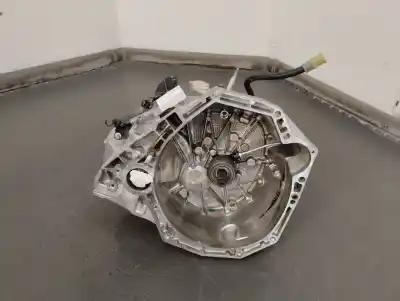 Second-hand car spare part Gearbox for DACIA DUSTER Motor 1.5 Ltr. - 80 kW dCi Diesel FAP CAT OEM IAM references TL4B075  2016