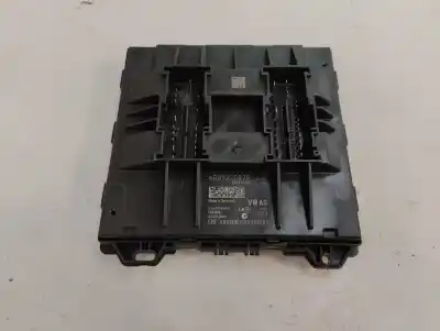 Peça sobressalente para automóvel em segunda mão caixa de fusíveis e relés por skoda rapid ambition referências oem iam 6r0937087r