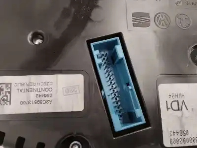 Peça sobressalente para automóvel em segunda mão quadrante por skoda rapid ambition referências oem iam 5ja920840d  2014