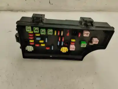 Second-hand car spare part fuse box unit for chrysler sebring berlina 2.0 crd limited oem iam references p68028008ab  2008