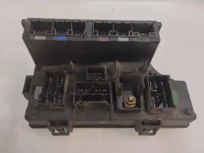 Second-hand car spare part fuse box unit for dodge caliber 2.0 16v crd cat oem iam references p04692207af  2007