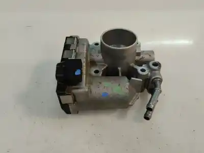 Pièce détachée automobile d'occasion BOITIER DE PAPILLON pour PEUGEOT 107  Références OEM IAM 22030-0Q020  2010