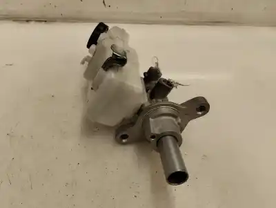 Tweedehands auto-onderdeel rempomp voor toyota verso active oem iam-referenties   2010