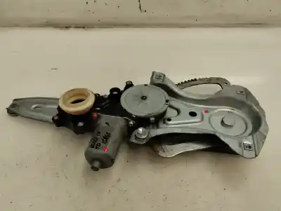 Peça sobressalente para automóvel em segunda mão elevador de vidros traseiro direito por toyota verso active referências oem iam 