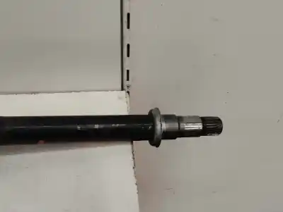 Second-hand car spare part front right transmission for toyota verso active oem iam references   2010