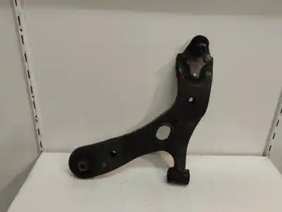 Peça sobressalente para automóvel em segunda mão braço de suspensão inferior esquerdo dianteiro por toyota verso active referências oem iam 