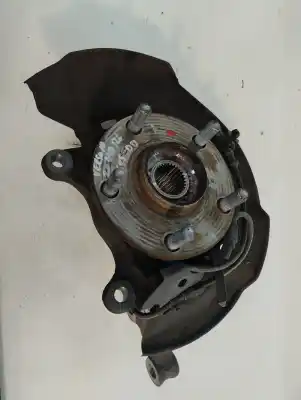 Peça sobressalente para automóvel em segunda mão manga de eixo dianteira direita por toyota verso active referências oem iam 