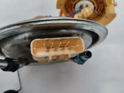 Second-hand car spare part fuel pump for opel corsa c 1.3 16v cdti cat (z 13 dt / ln9) oem iam references   2005