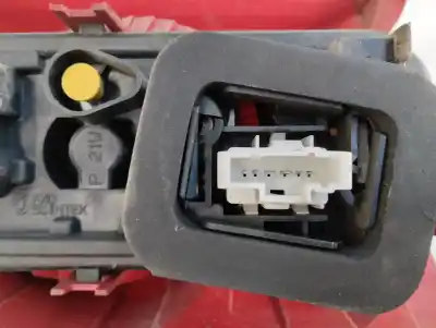 İkinci el araba yedek parçası sag kuyruk lambasi için peugeot 307 break/sw (s2) sw oem iam referansları   2007