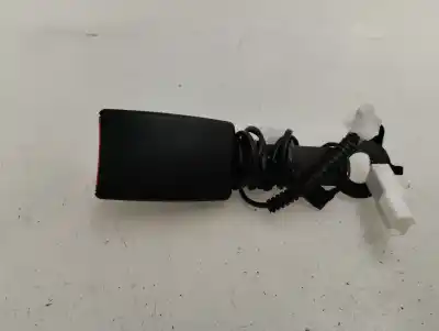 Tweedehands auto-onderdeel veiligheidsriem rechts achter voor toyota verso 1.6 16v cat oem iam-referenties 