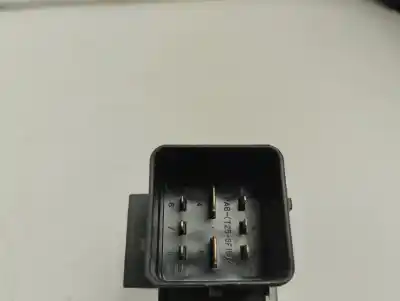 Pezzo di ricambio per auto di seconda mano relè per renault scenic iii grand dynamique riferimenti oem iam 8200859243  2009