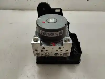 Pièce détachée automobile d'occasion abs (système anti-blocage des roues) pour audi a3 (8vk) 1.5 16v tsi act références oem iam 5q0 614 517 cg