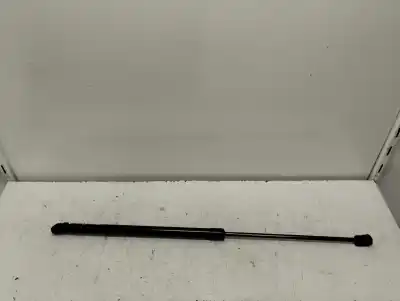 Tweedehands auto-onderdeel kofferbak / deur schokdempers voor hyundai bayon smartstream g1.2mpi oem iam-referenties 81831-q0410