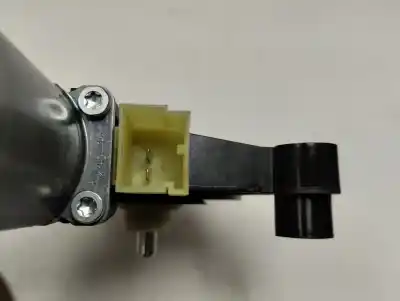 Автозапчасти б/у мотор переднего левого стекла за seat leon (5f1) style ссылки oem iam 5q0 959 801 b  2017 Автозапчасти б/у мотор переднего левого стекла за seat leon (5f1) style ссылки oem iam 5q0 959 801 b  2017