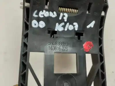 Автозапчасти б/у наружная рукоятка передняя справа за seat leon (5f1) style ссылки oem iam 5n0839885h  2017 Автозапчасти б/у наружная рукоятка передняя справа за seat leon (5f1) style ссылки oem iam 5n0839885h  2017