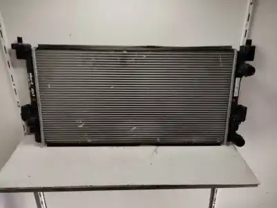 Pezzo di ricambio per auto di seconda mano Radiatore D Acqua per SEAT LEON (5F1) Style Riferimenti OEM IAM 5Q0121251EC  2017 Pezzo di ricambio per auto di seconda mano Radiatore D Acqua per SEAT LEON (5F1) Style Riferimenti OEM IAM 5Q0121251EC  2017