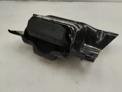 Second-hand car spare part gearbox support for seat leon (5f1) style oem iam references 5q0 199 555 r  2017 Second-hand car spare part gearbox support for seat leon (5f1) style oem iam references 5q0 199 555 r  2017