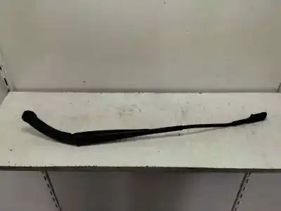 Автозапчастина б/у лівий передній ручок склоочисника для DACIA DOKKER 1.5 BLUE dCi Diesel FAP CAT Посилання на OEM IAM   2021