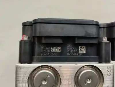 Peça sobressalente para automóvel em segunda mão abs por renault clio iv 0.9 zen referências oem iam 2265106516  2015