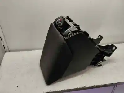 İkinci el araba yedek parçası ORTA KOLTUK için SEAT ARONA  OEM IAM referansları 6F0 864 207 AH  2022