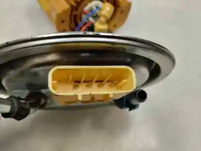 Second-hand car spare part fuel pump for opel corsa c 1.3 16v cdti cat (z 13 dt / ln9) oem iam references   2004